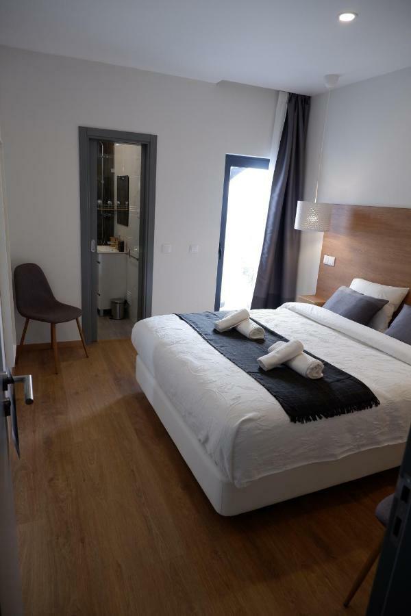VI Mar - Guest House Lagos Exteriör bild